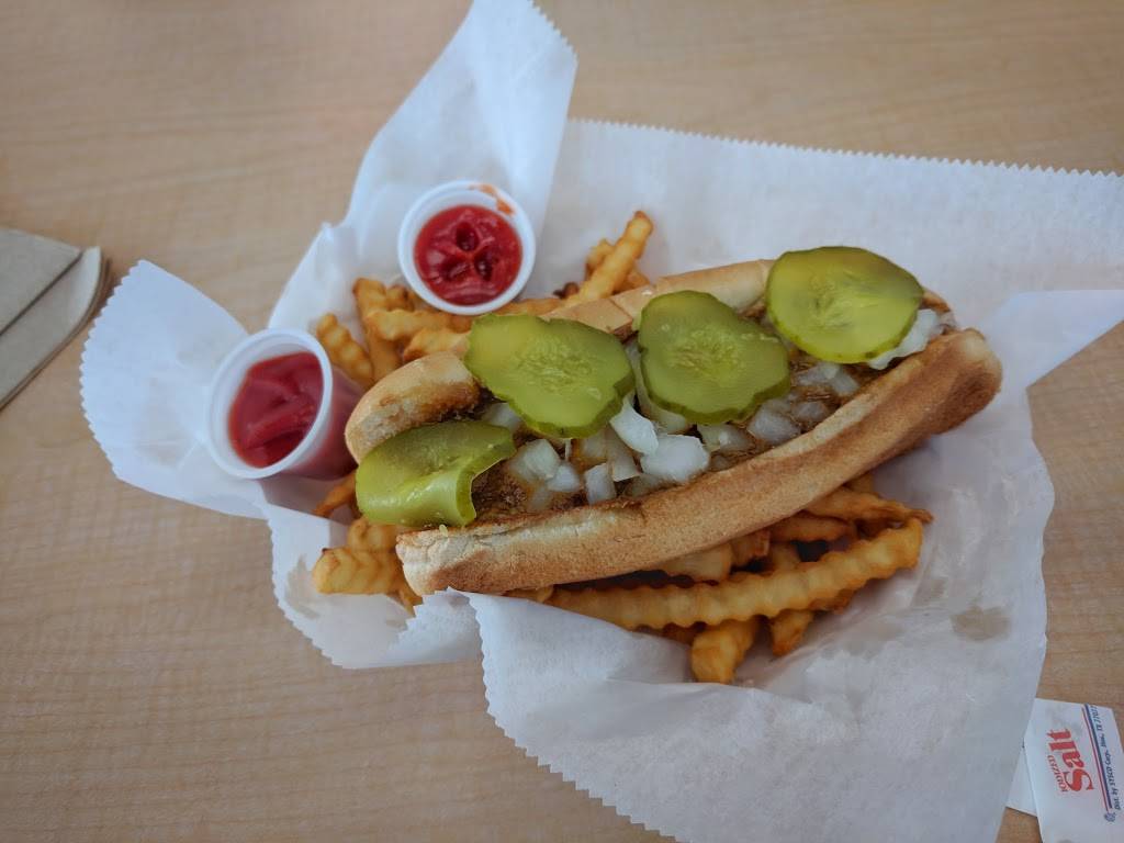 Jons Drive In | restaurant | 1030 S Mission St, Mt Pleasant, MI 48858, USA | 9897739172 OR +1 989-773-9172