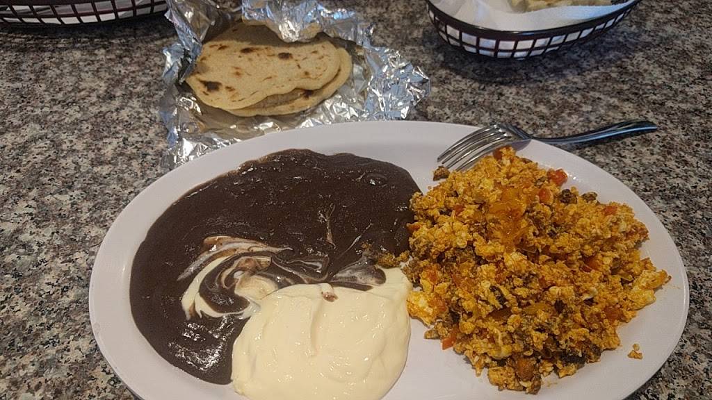 Channy Pan Y Comidas Guatemaltecas | restaurant | 12631 Hawthorne Blvd, Hawthorne, CA 90250, USA | 4246754526 OR +1 424-675-4526