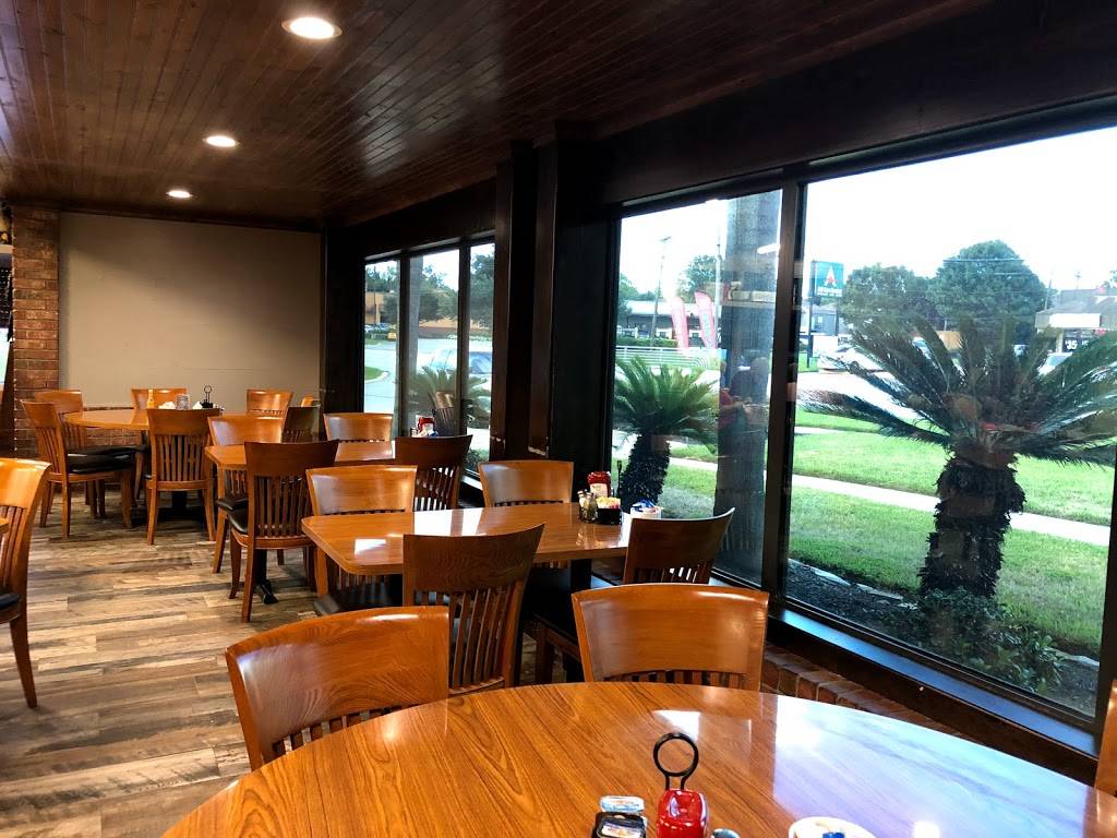 Kelleys Country Cookin | restaurant | 1502 West Main Street F.M.518, League City, TX 77573, USA | 2813380300 OR +1 281-338-0300