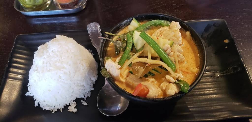 Top Thai Cuisine | restaurant | 3837 Castro Valley Blvd, Castro Valley, CA 94546, USA | 5105384400 OR +1 510-538-4400