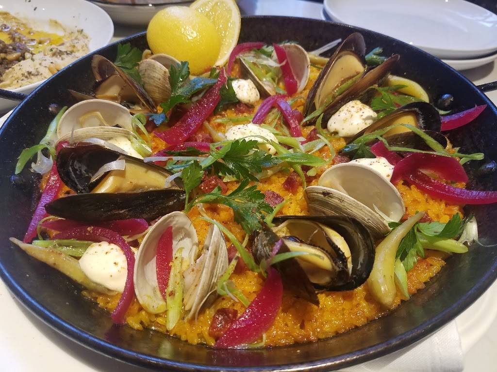 Bernies Chicago | restaurant | 660 N Orleans St, Chicago, IL 60654, USA | 3126249892 OR +1 312-624-9892