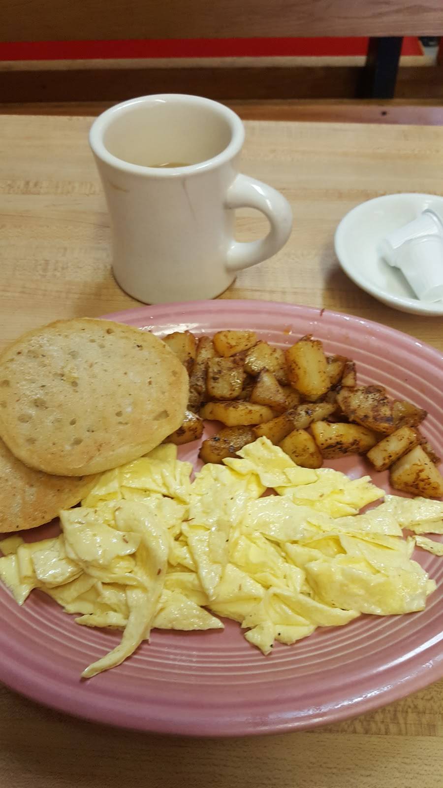 All American Diner | restaurant | 60 Court St, Plymouth, MA 02360, USA | 5087474763 OR +1 508-747-4763