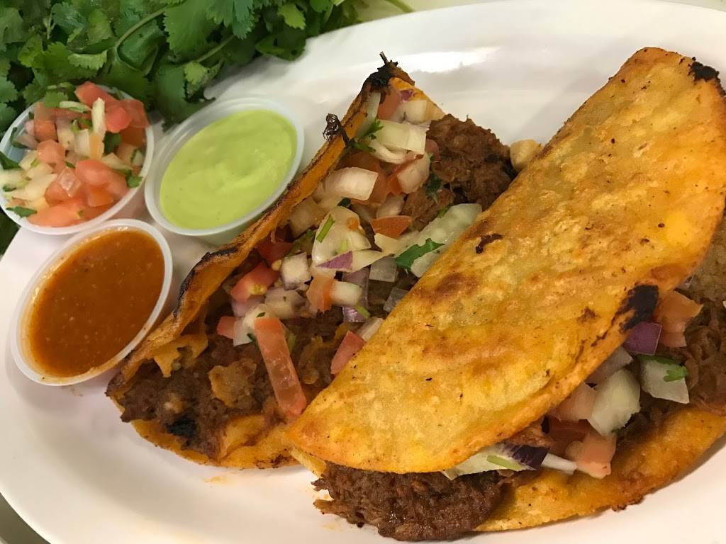 Taqueria El Pueblito | restaurant | 1800 E Fort Lowell Rd a156, Tucson, AZ 85719, USA | 5203399336 OR +1 520-339-9336