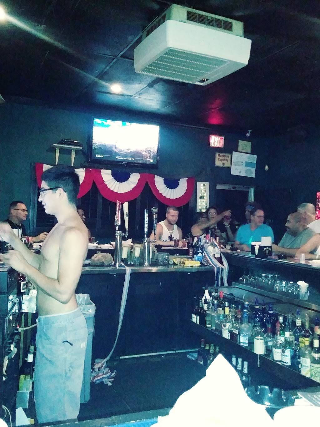 The Corner Pub | restaurant | 1915 N Andrews Ave, Wilton Manors, FL 33311, USA | 9545647335 OR +1 954-564-7335