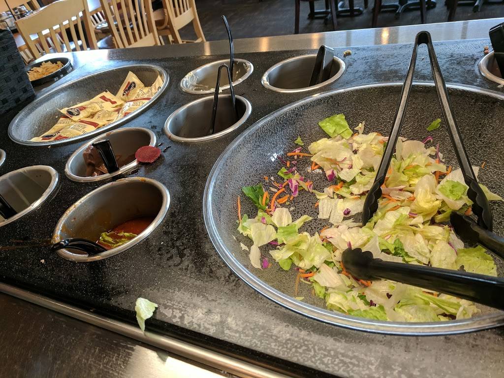 Pizza Hut | restaurant | 1039 N Bridge St, Elkin, NC 28621, USA | 3368356501 OR +1 336-835-6501