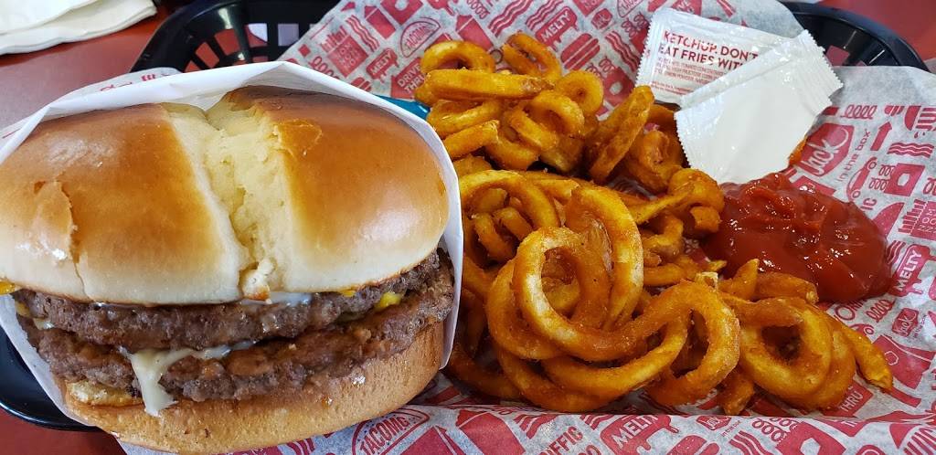 Jack in the Box | restaurant | 690 SW 19th St, Moore, OK 73160, USA | 4057930546 OR +1 405-793-0546