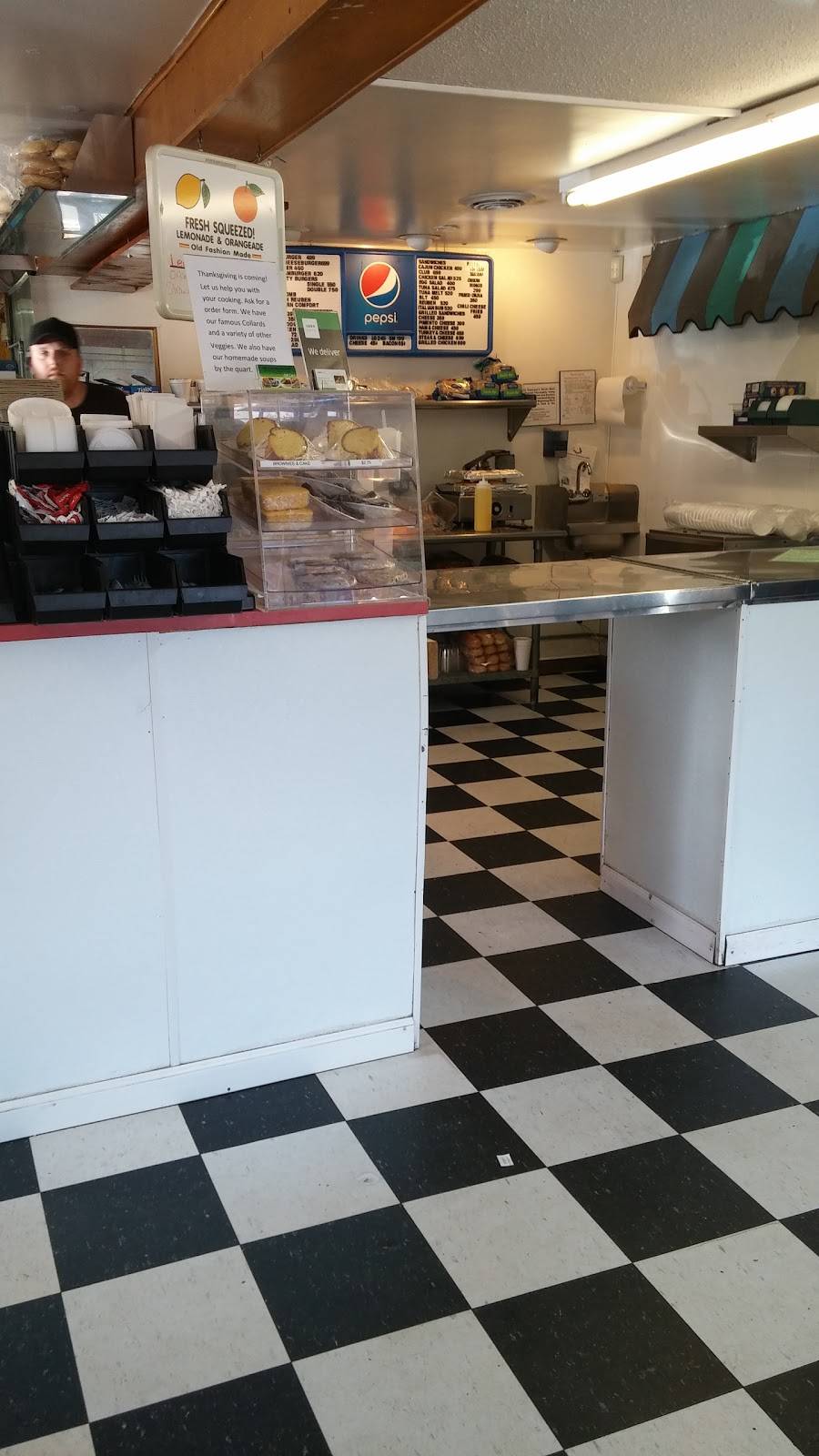 Community Deli | meal takeaway | 901 Oberlin Rd, Raleigh, NC 27605, USA | 9198966810 OR +1 919-896-6810