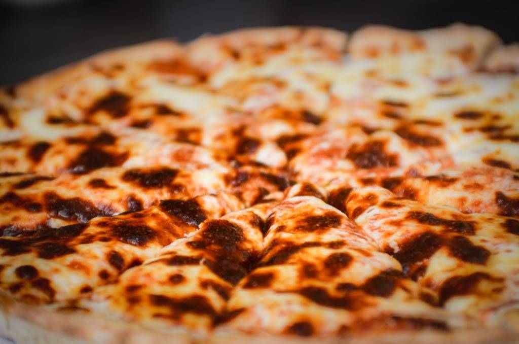 Zacharys Pizza - South Burlington | restaurant | 1250 Williston Rd, South Burlington, VT 05403, USA | 8028649817 OR +1 802-864-9817