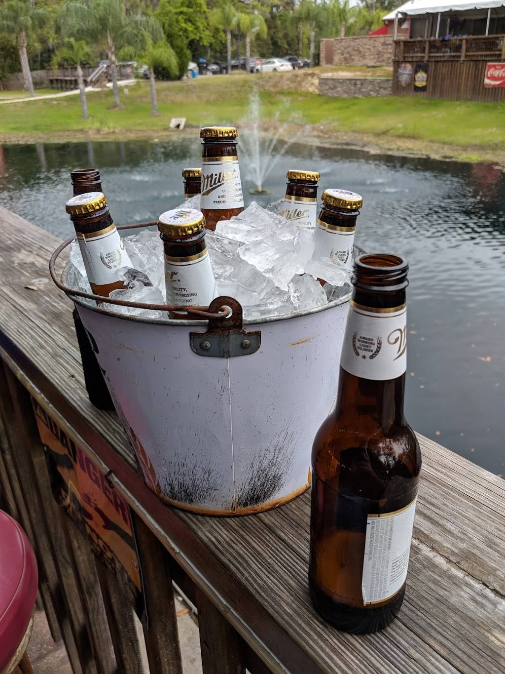 Renegades On The River Restaurant | restaurant | 1171 Co Rd 309, Crescent City, FL 32112, USA | 3865244052 OR +1 386-524-4052