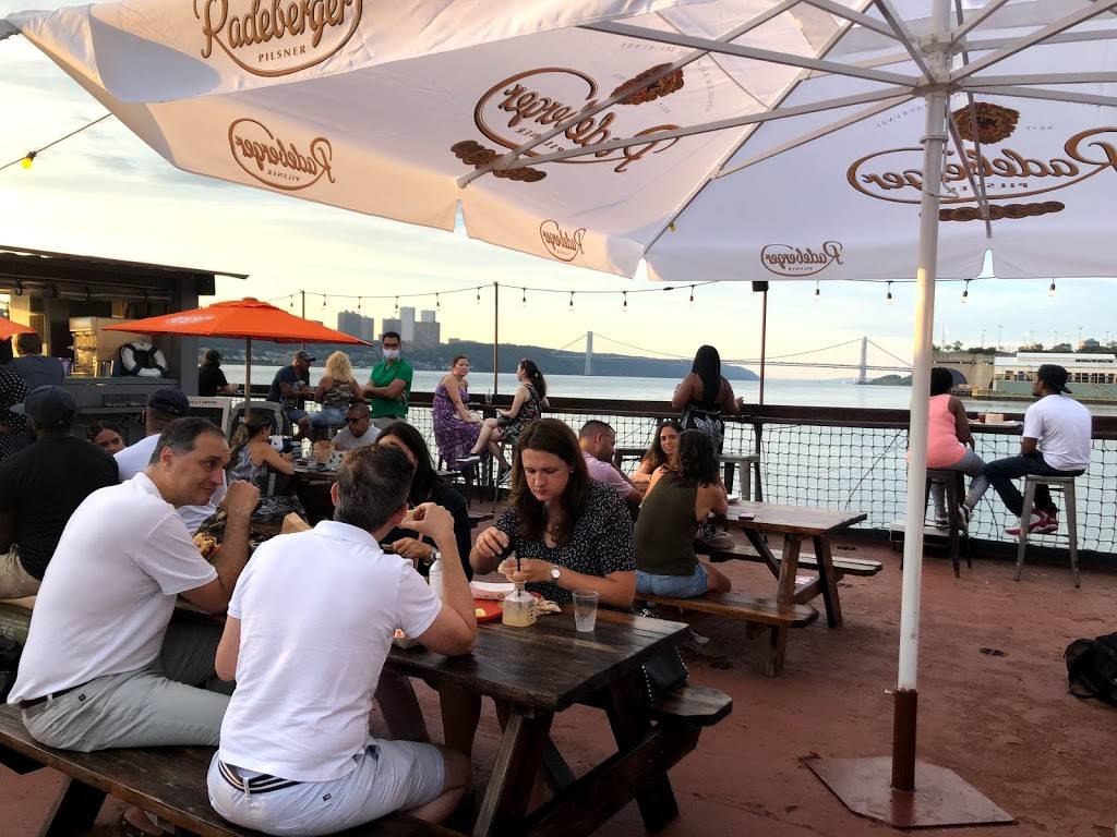 IX-514 USS Baylander | restaurant | Hudson River Greenway, New York, NY 10027, USA | 9172803934 OR +1 917-280-3934