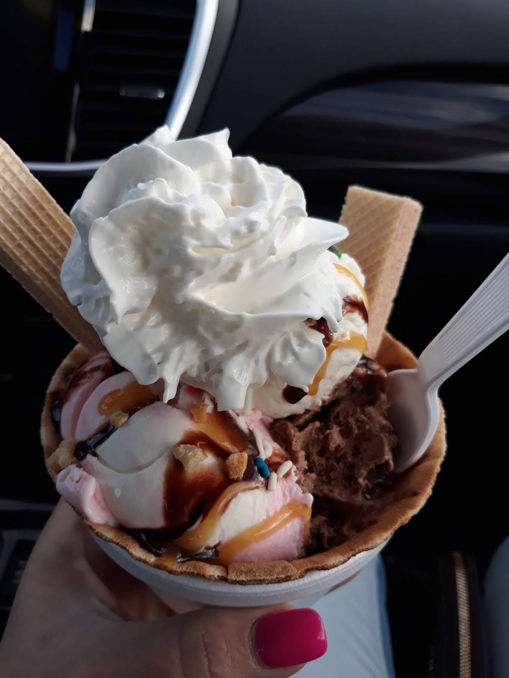 Fru-ta Natural Artisan Ice Cream | restaurant | 279A N McDowell Blvd a, Petaluma, CA 94954, USA | 7077731233 OR +1 707-773-1233