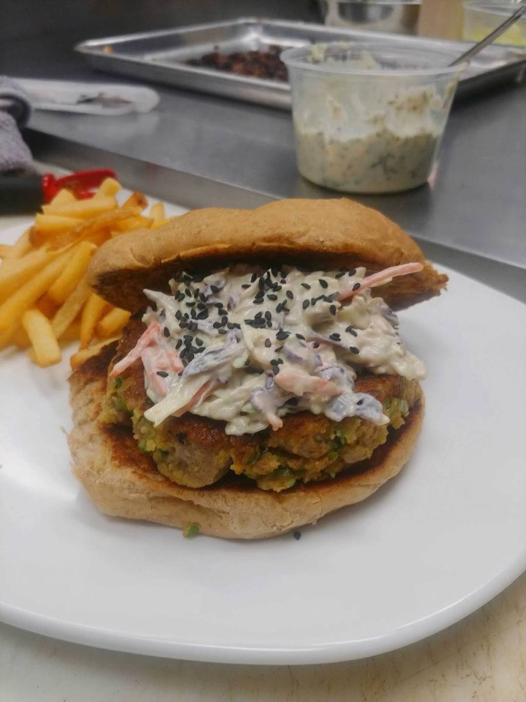 The Social on 83rd | restaurant | 8350 W Paradise Ln, Peoria, AZ 85382, USA | 6234864343 OR +1 623-486-4343