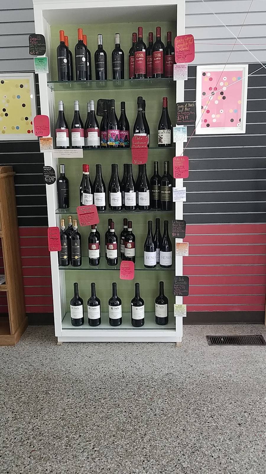 The Cheese Shop Of Saline | restaurant | 98 N Ann Arbor St, Saline, MI 48176, USA | 7344706326 OR +1 734-470-6326