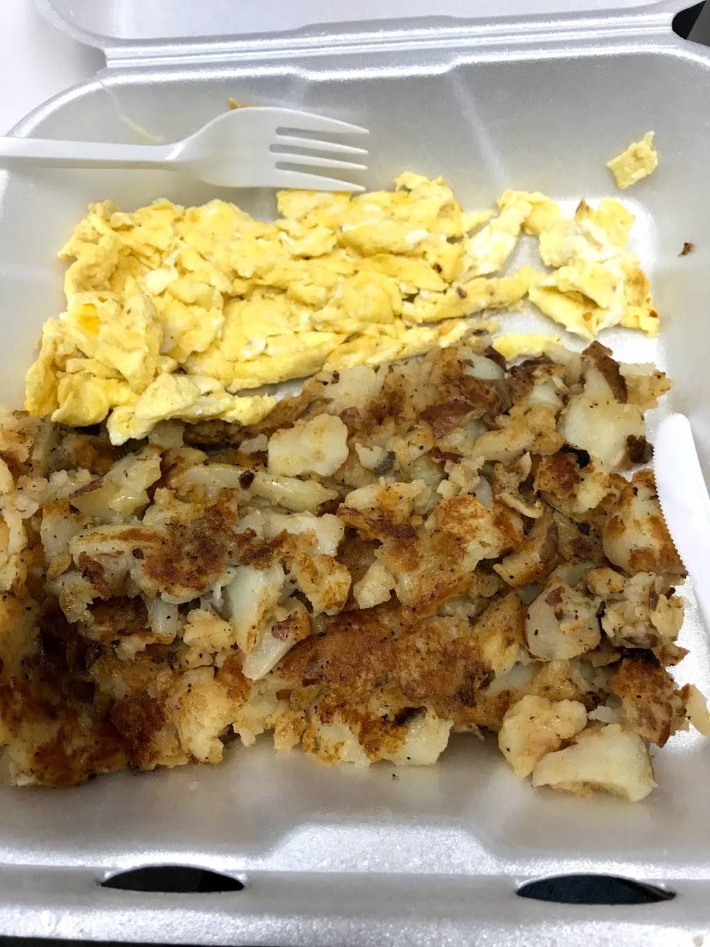 Skyview Restaurant | restaurant | 4407 N Hubert Ave, Tampa, FL 33614, USA | 8138761907 OR +1 813-876-1907