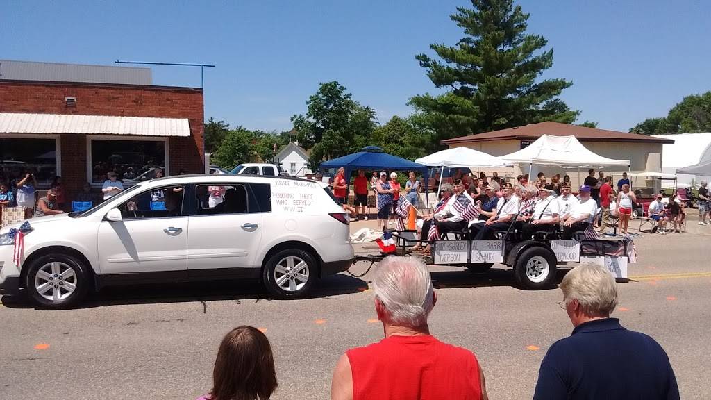 Lauras Corner Cafe | restaurant | 5355 2nd Ave, Pittsville, WI 54466, USA | 7158843100 OR +1 715-884-3100