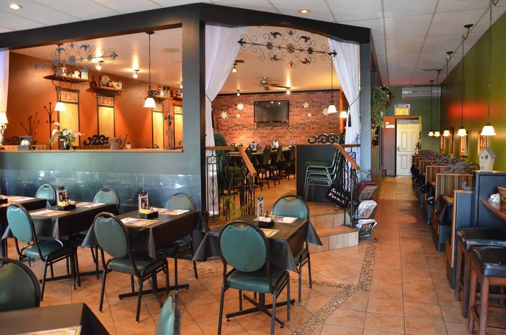 Restaurant Des 3 Etoiles | restaurant | 485 Rue Saint Louis, Saint-Cyrille-de-Wendover, QC J1Z 1S2, Canada | 8193975424 OR +1 819-397-5424