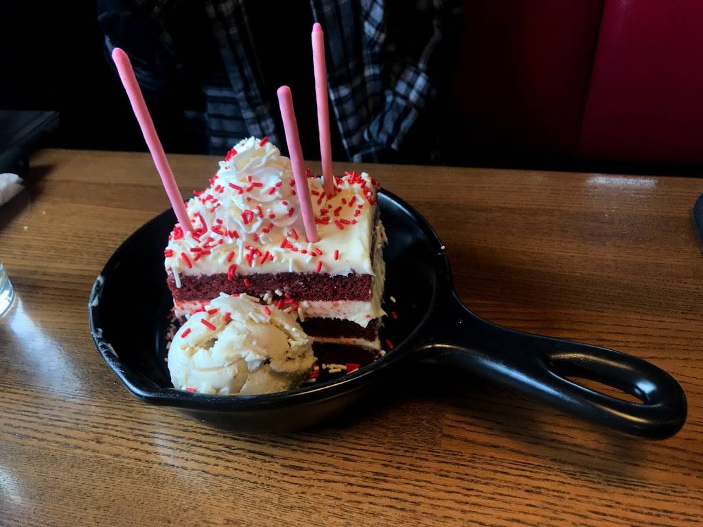 TGI Fridays | restaurant | 17840 Garland Groh Blvd, Hagerstown, MD 21740, USA | 3017332009 OR +1 301-733-2009