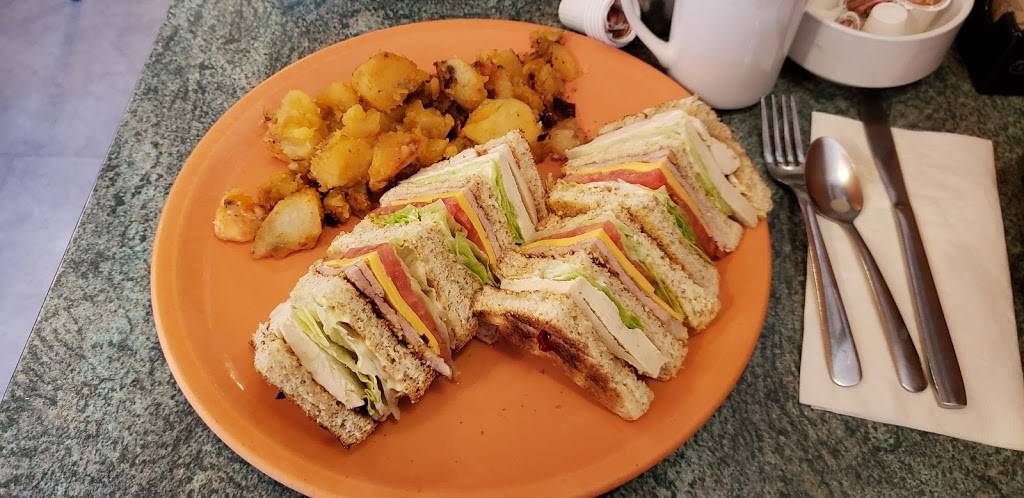 Durham Cafe | restaurant | 102 William St S, Lindsay, ON K9V 3B1, Canada | 7058783853 OR +1 705-878-3853