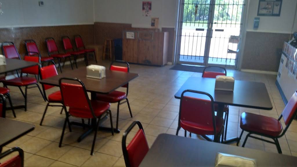 Kickin Chicken | restaurant | 1280 N M L King Jr Pkwy, Beaumont, TX 77701, USA | 4098389838 OR +1 409-838-9838