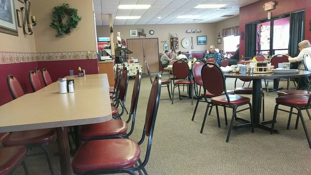 Creekside Cafe & Pizzeria | restaurant | 180 W 5th St, Rush City, MN 55069, USA | 3203581411 OR +1 320-358-1411