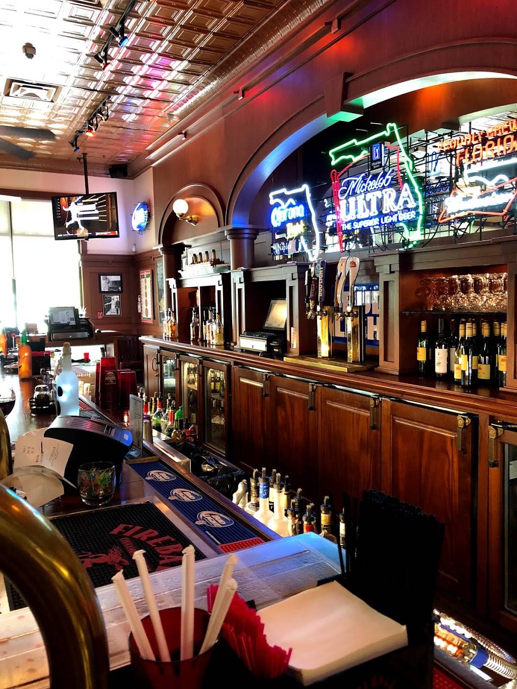 Aurelios Pizza of Naples | restaurant | Coastland Center Mall, 2048 Tamiami Trail N, Naples, FL 34102, USA | 2394038882 OR +1 239-403-8882