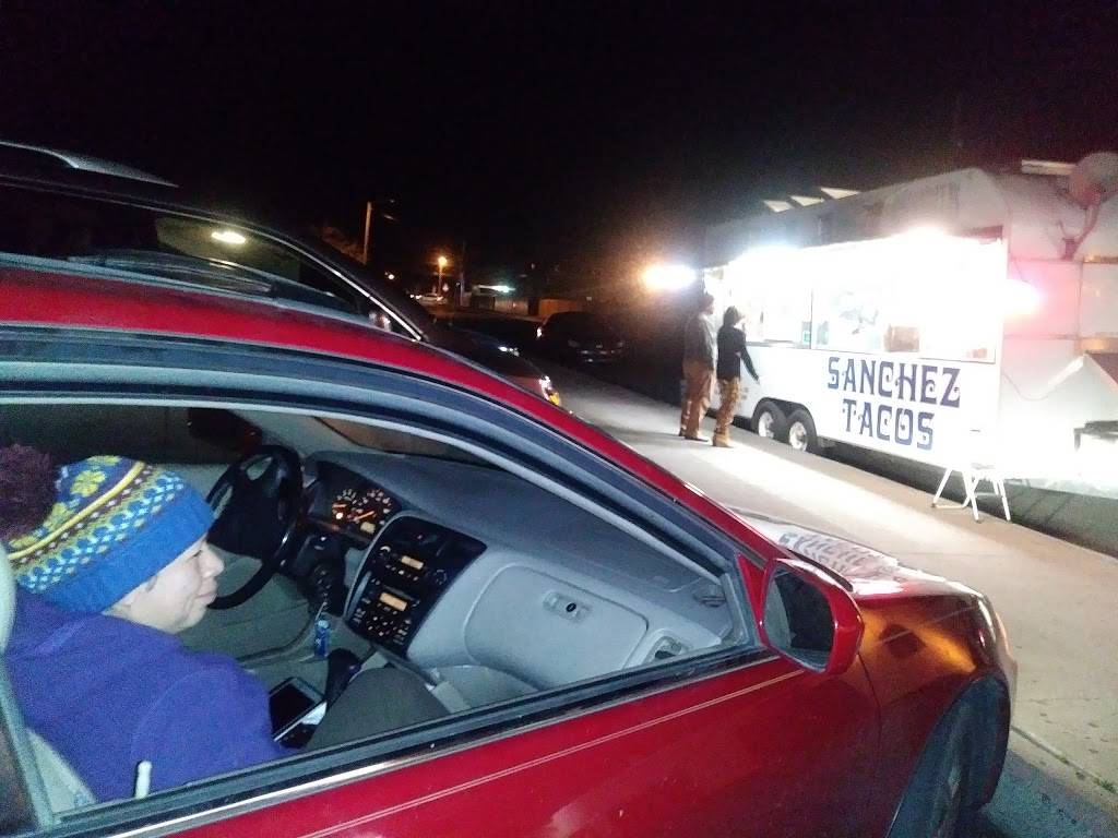 Sanchez Taco Truck I | restaurant | 8020 Central Ave SE, Albuquerque, NM 87108, USA | 5054897194 OR +1 505-489-7194