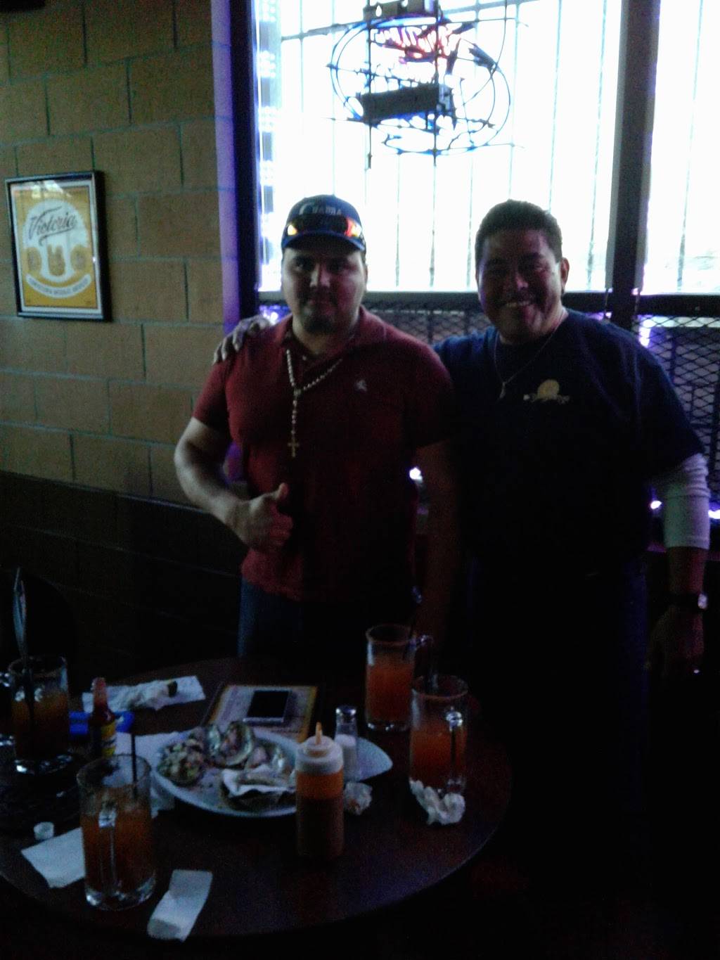 El Centenario Bar & Grill | restaurant | 4556 West Roosevelt Road, Chicago, IL 60624, USA | 7737107265 OR +1 773-710-7265