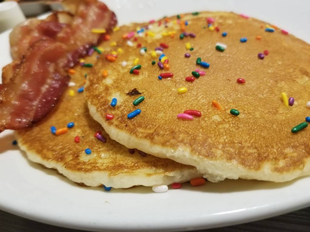 Perkins Restaurant & Bakery | restaurant | 215 West, FL-436, Altamonte Springs, FL 32714, USA | 4078622230 OR +1 407-862-2230