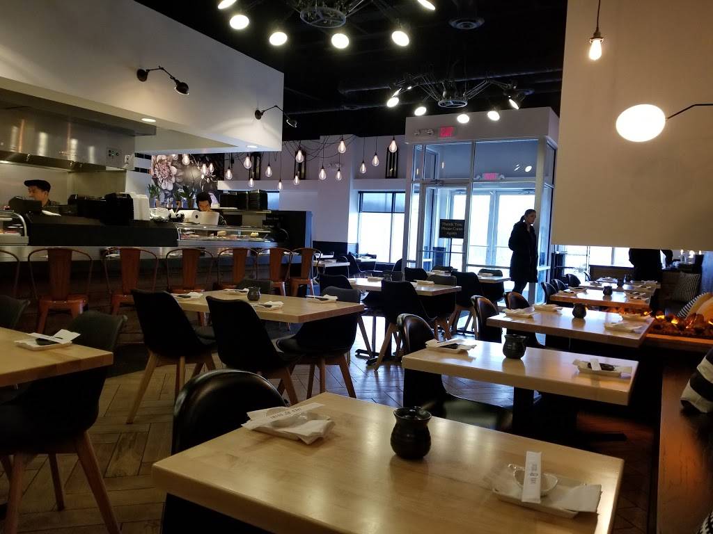 Jaku Sushi North | restaurant | 2289 E Beltline Ave NE, Grand Rapids, MI 49525, USA | 6166490407 OR +1 616-649-0407