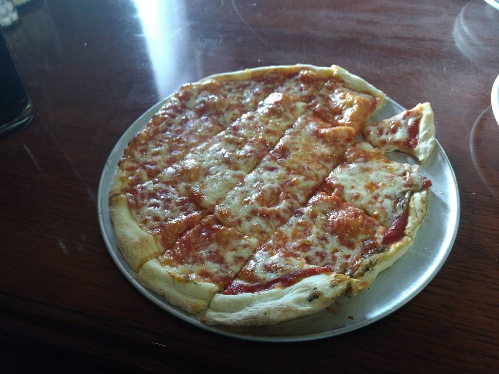 Bimbos Pizza | restaurant | 338 E Michigan Ave, Kalamazoo, MI 49007, USA | 2693493134 OR +1 269-349-3134