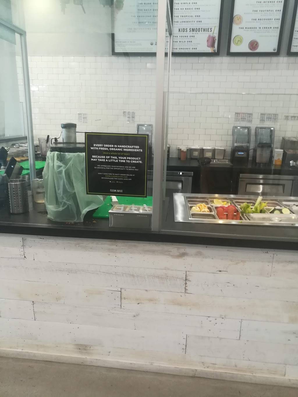 Clean Juice | restaurant | 1875 S Bascom Ave Suite 516B, Campbell, CA 95008, USA | 4086751282 OR +1 408-675-1282