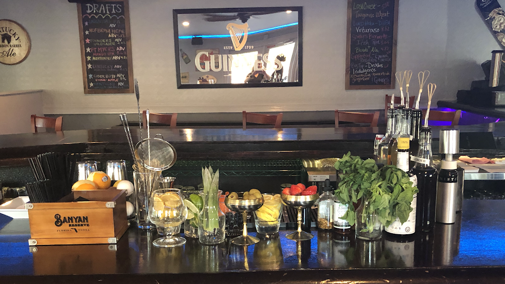 10 Twenty Five | restaurant | 33 Patio De Leon, Fort Myers, FL 33901, USA | 2392086903 OR +1 239-208-6903