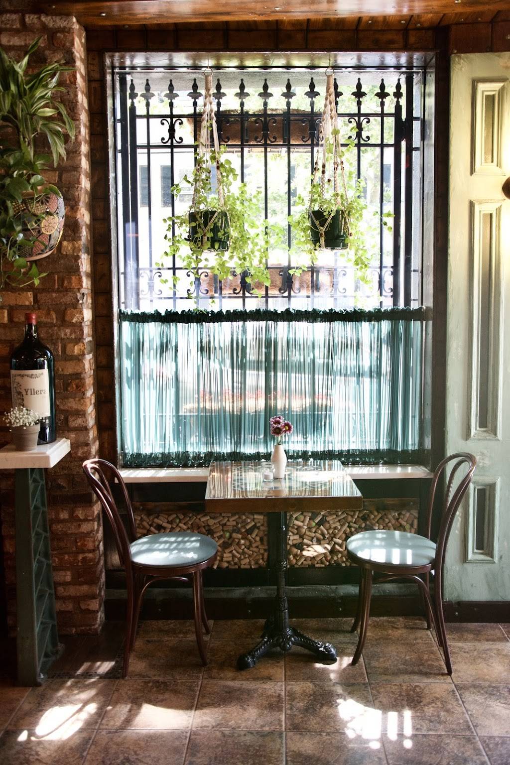 La Tienda Tapas 33 | restaurant | 33 Patterson St, Newark, NJ 07105, USA | 9733435474 OR +1 973-343-5474