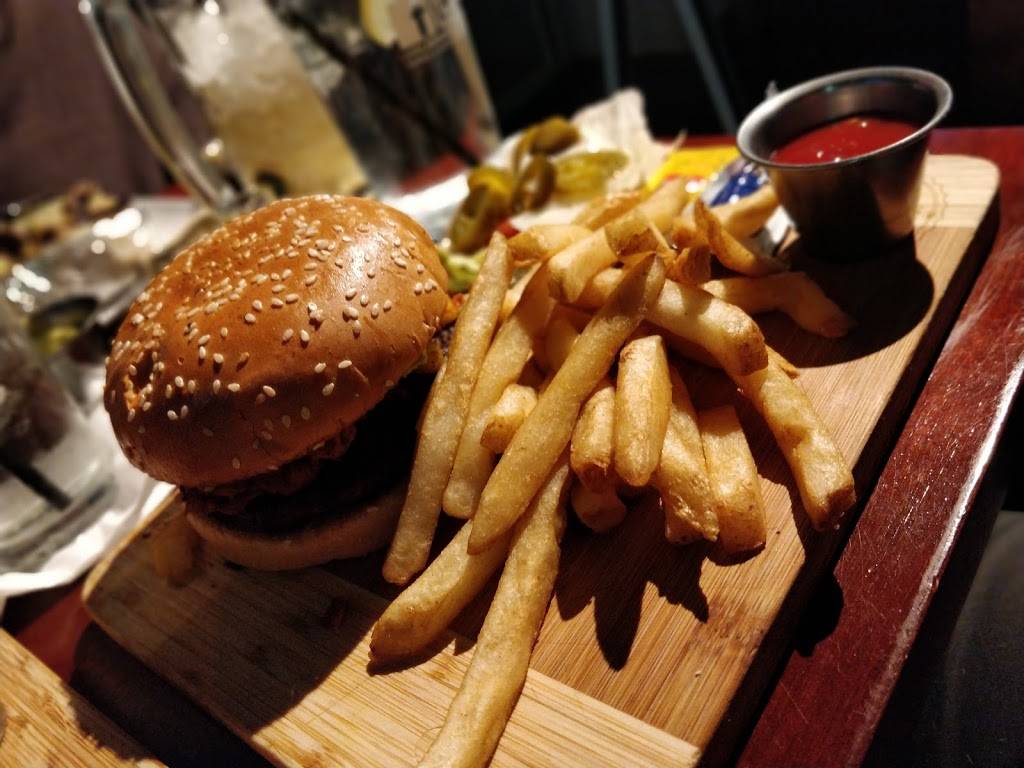 Clasico Kitchen Bar | restaurant | 7510 Remcon Cir #3513, El Paso, TX 79912, USA | 9153037637 OR +1 915-303-7637