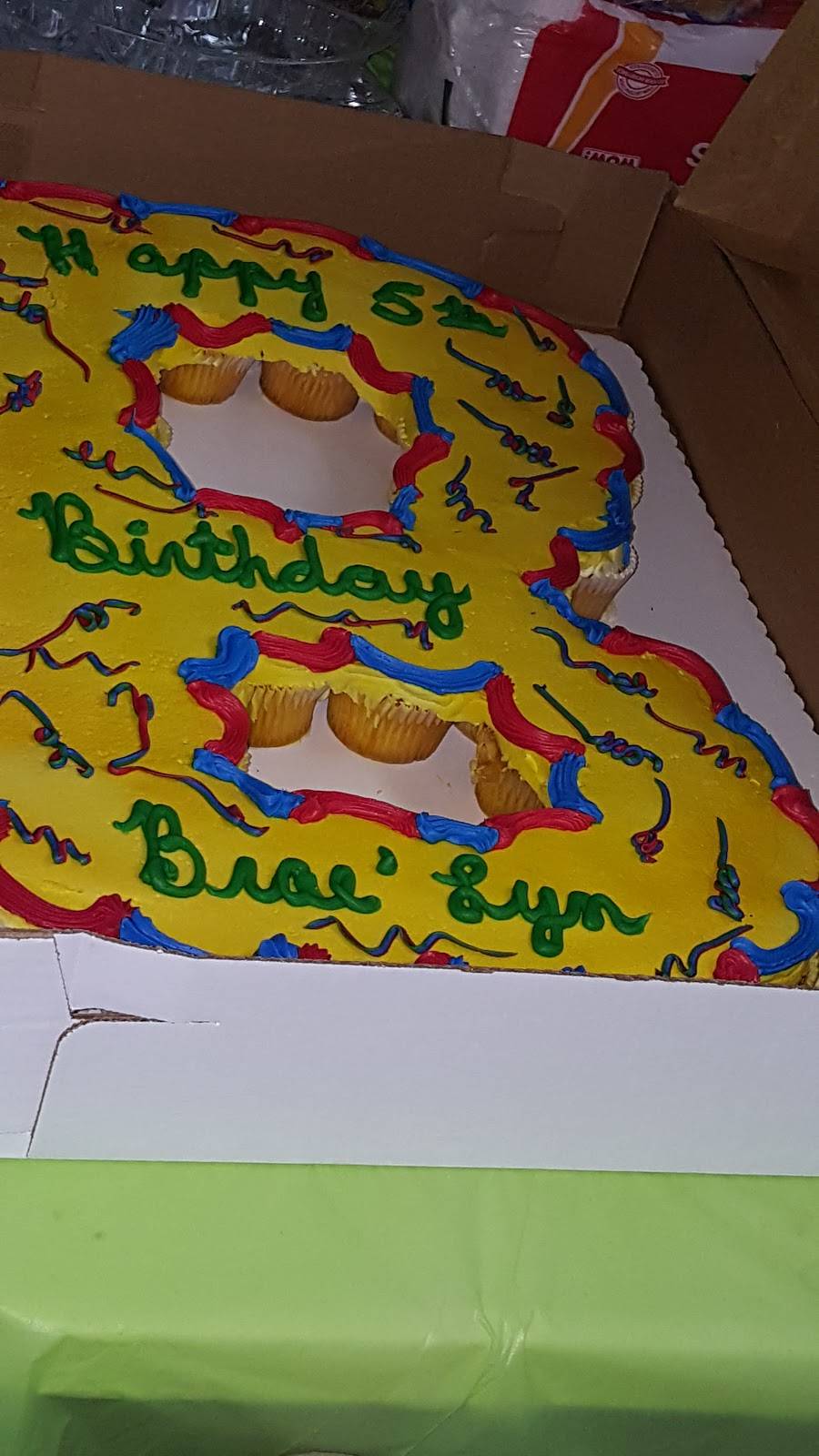 Pizza Hut | restaurant | 1903 S Taylor Rd, Cleveland Heights, OH 44118, USA | 2163211331 OR +1 216-321-1331