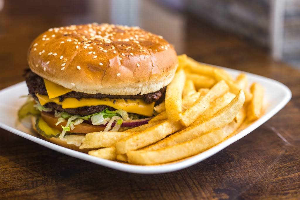 Wings Town | restaurant | 1805 E 23rd St, Chattanooga, TN 37404, USA | 4236972222 OR +1 423-697-2222