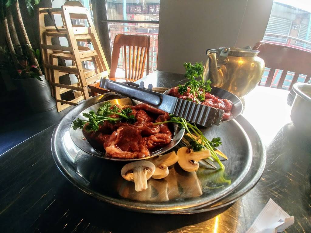 Daebak Korean BBQ | restaurant | 2017 South Wells Street, 2F, Chicago, IL 60616, USA | 3126313913 OR +1 312-631-3913