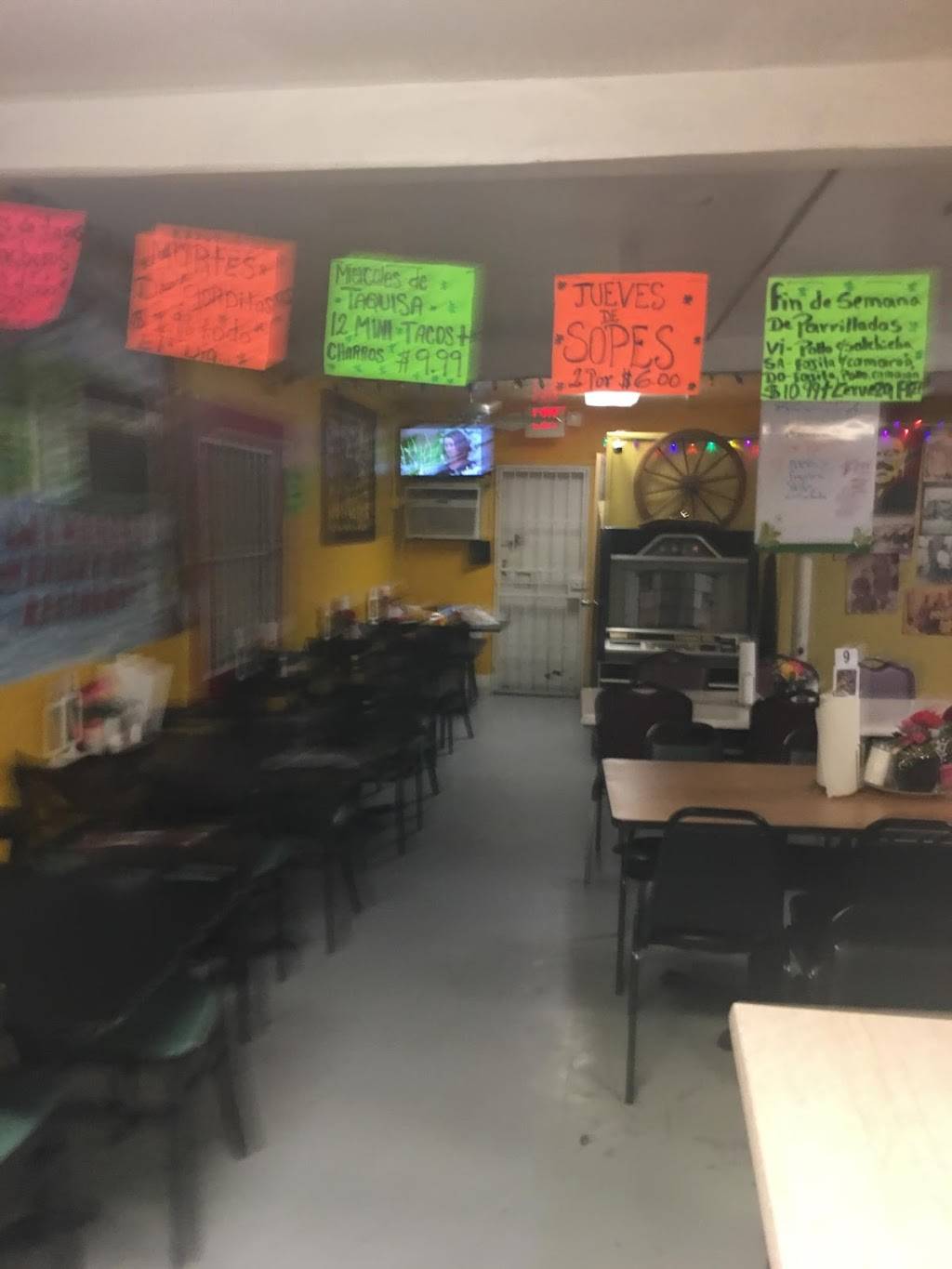 Las Monarcas | restaurant | 802 Wayside Dr, Houston, TX 77011, USA | 7139239188 OR +1 713-923-9188