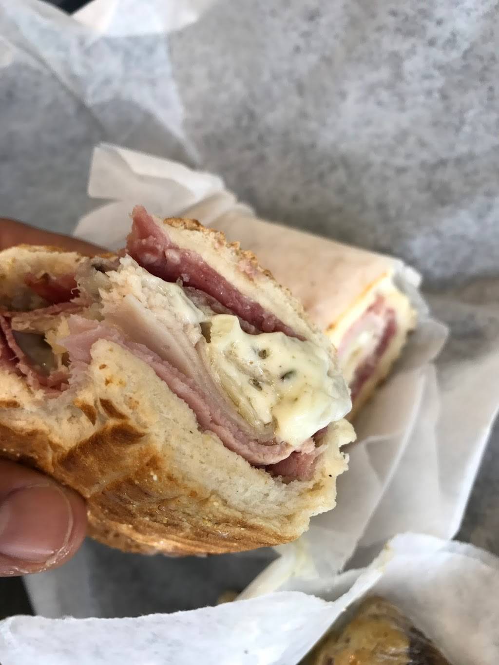 Potbelly Sandwich Shop | restaurant | 4100 George J Bean Pkwy, Tampa, FL 33607, USA | 8183879844 OR +1 818-387-9844