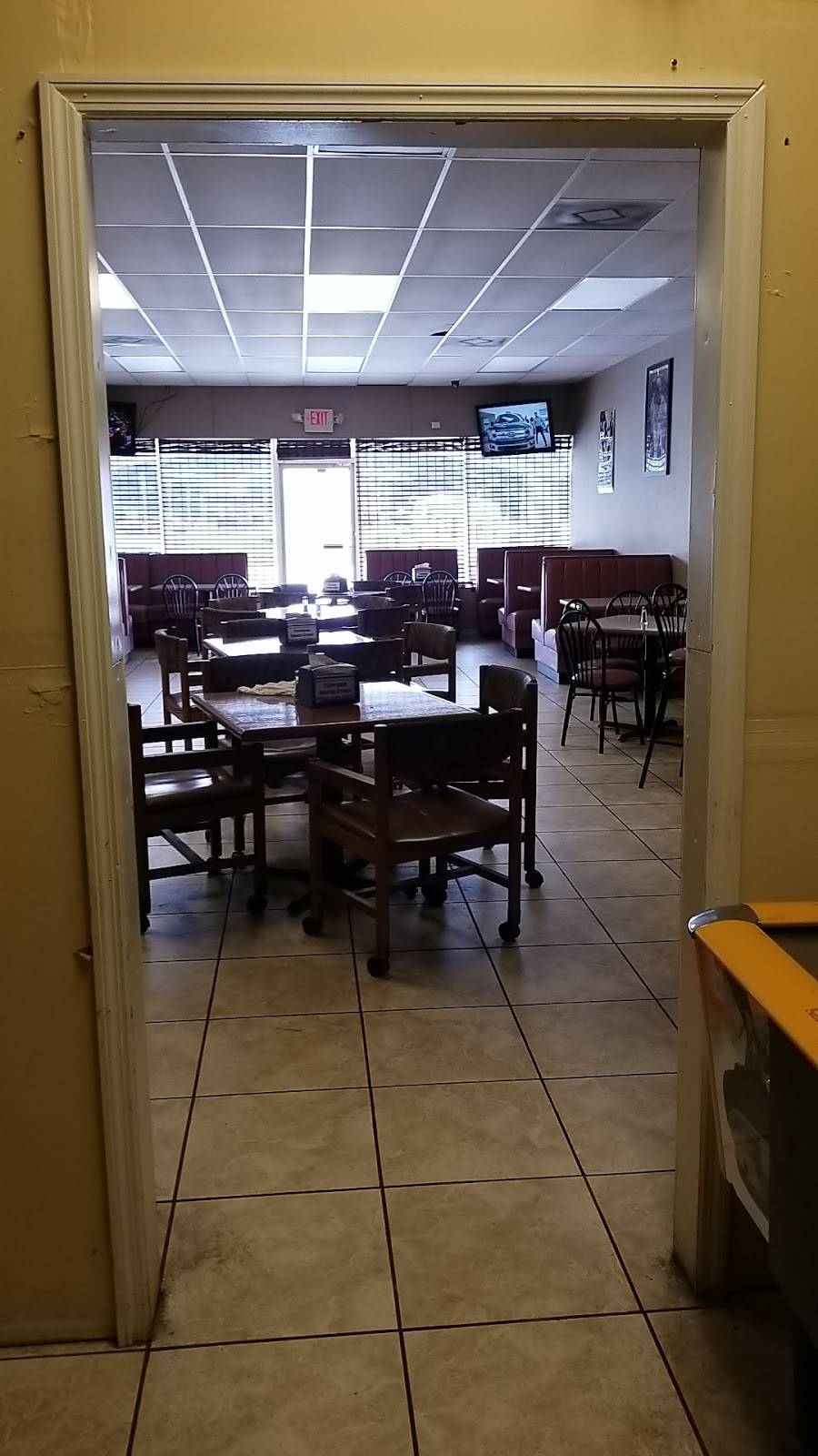 Toppers Brick Oven Pizza | restaurant | 1304 N Church Ave, Mulberry, FL 33860, USA | 8634252378 OR +1 863-425-2378