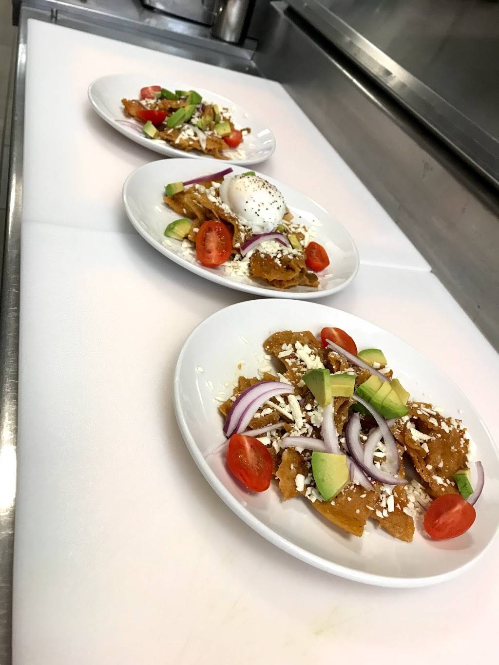 Manny’s Café | restaurant | 184 N Gary Ave, Carol Stream, IL 60188, USA | 6309492981 OR +1 630-949-2981