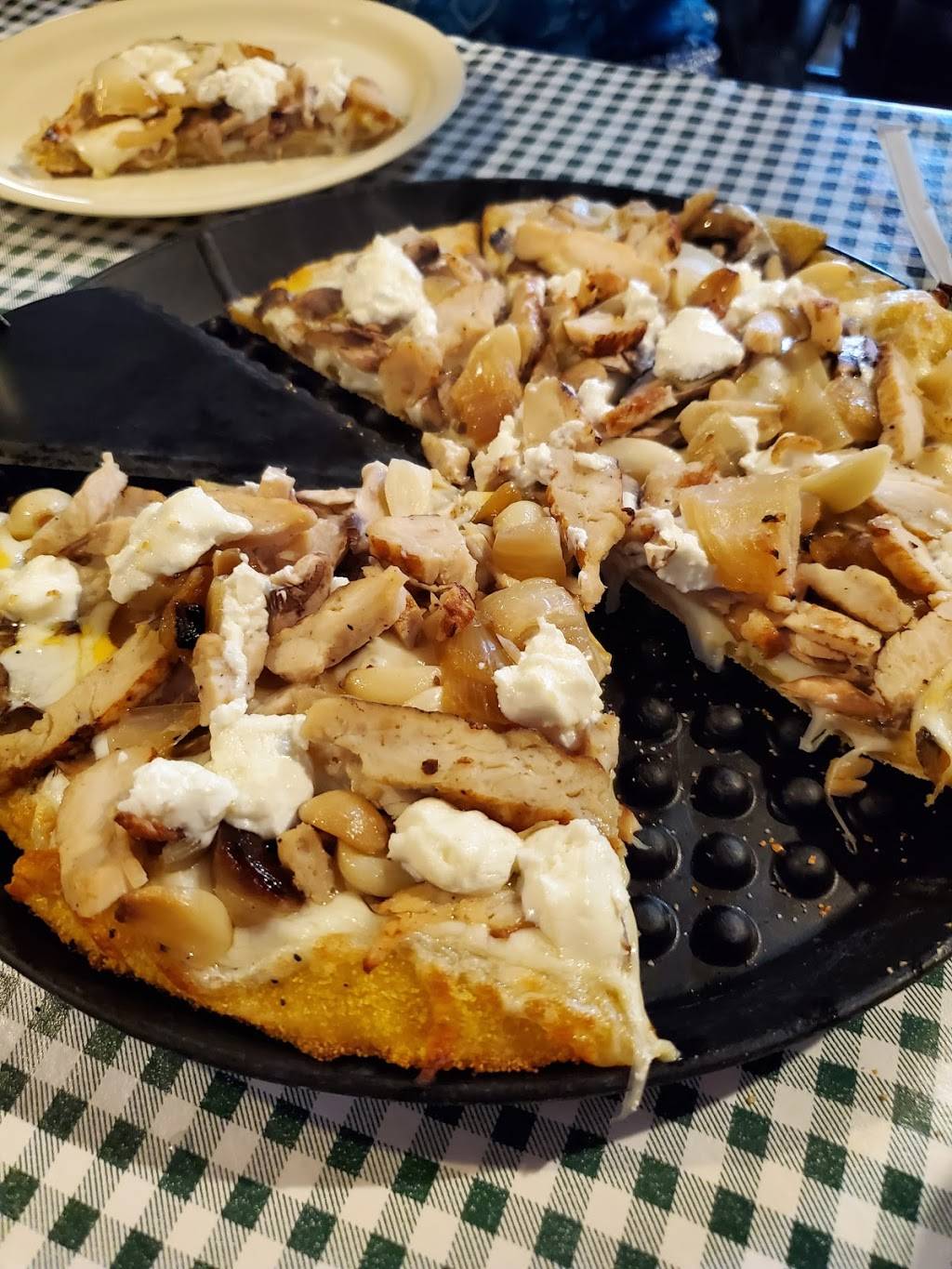 Fultanos Pizza | restaurant | 200 N Hemlock St, Cannon Beach, OR 97110, USA | 5034369717 OR +1 503-436-9717