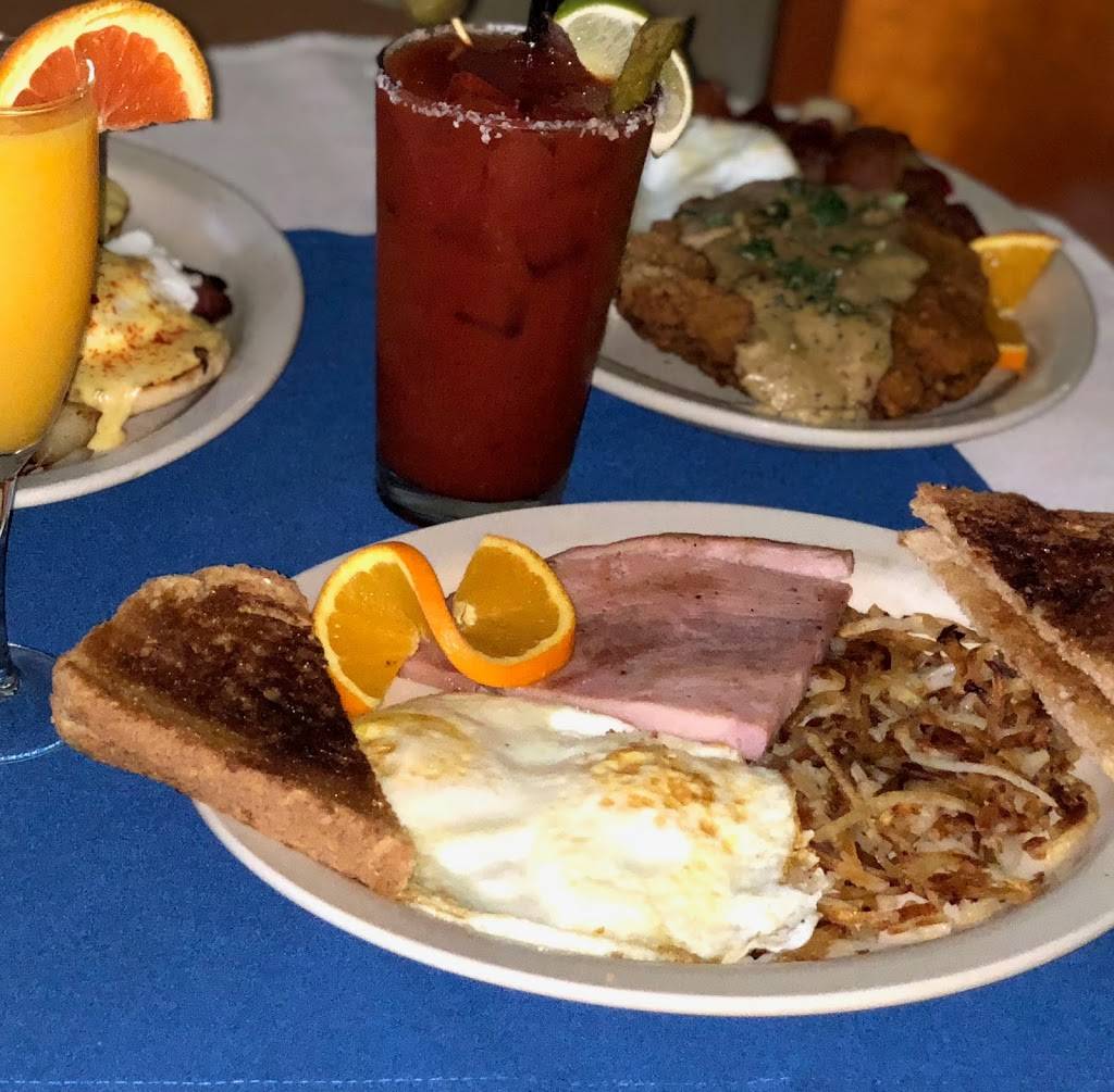 The Clubhouse Restaurant at Alderbrook | restaurant | 330 E Country Club Drive East, Union, WA 98592, USA | 3608982560 OR +1 360-898-2560