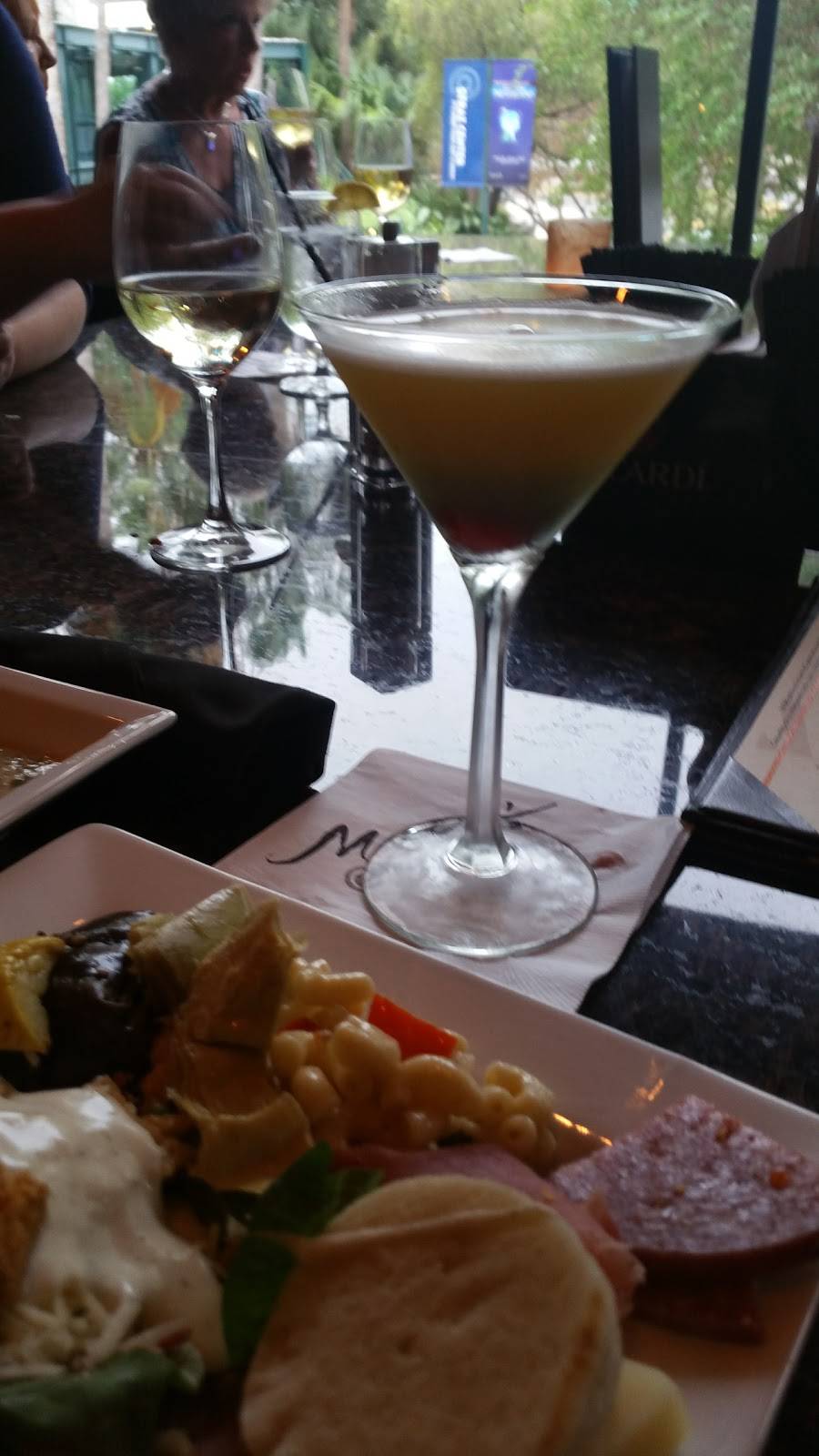 Maestros Restaurant | restaurant | 1010 N Macinnes Pl, Tampa, FL 33602, USA | 8132297827 OR +1 813-229-7827