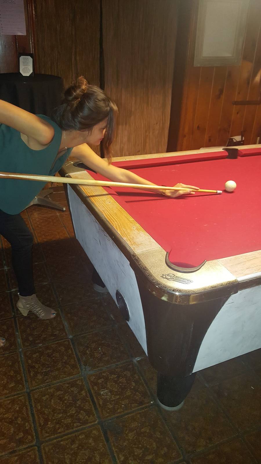 Serras Dine & Dance | night club | 12449 Ventura Blvd, Studio City, CA 91604, USA | 8187601002 OR +1 818-760-1002