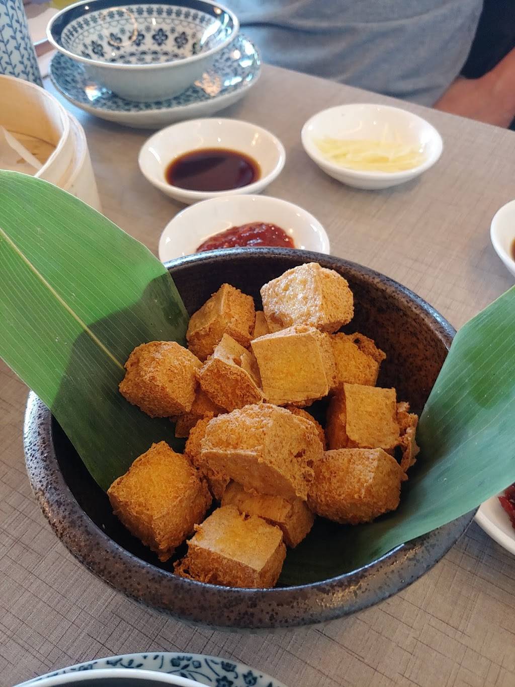 Yans Kitchen | meal takeaway | 10 West Pearce St Unit 12-13, Richmond Hill, ON L4B 1H6, Canada | 2895977976 OR +1 289-597-7976