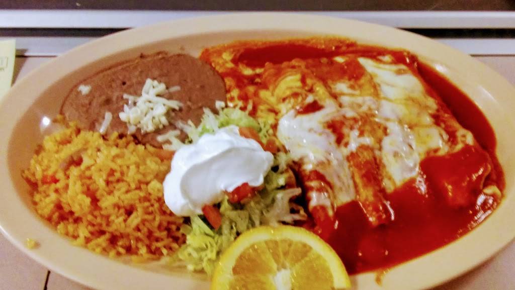 Sofias Mexican Restaurant | restaurant | 640 E State Rd, Island Lake, IL 60042, USA | 8475268478 OR +1 847-526-8478