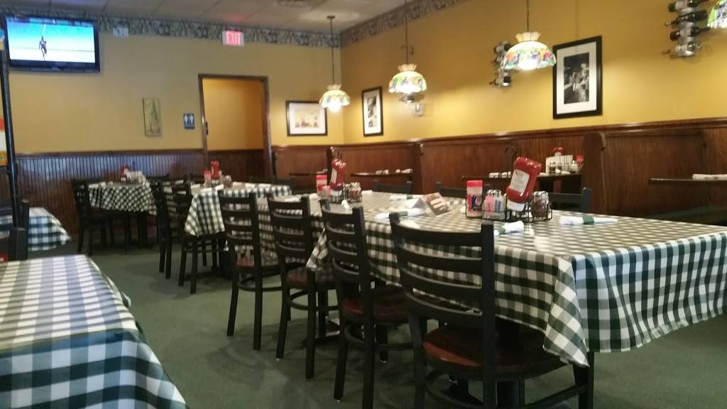 Vinnys Italian Grill & Pizzeria | restaurant | 5087, 11105 Leavells Rd, Fredericksburg, VA 22407, USA | 5407105517 OR +1 540-710-5517