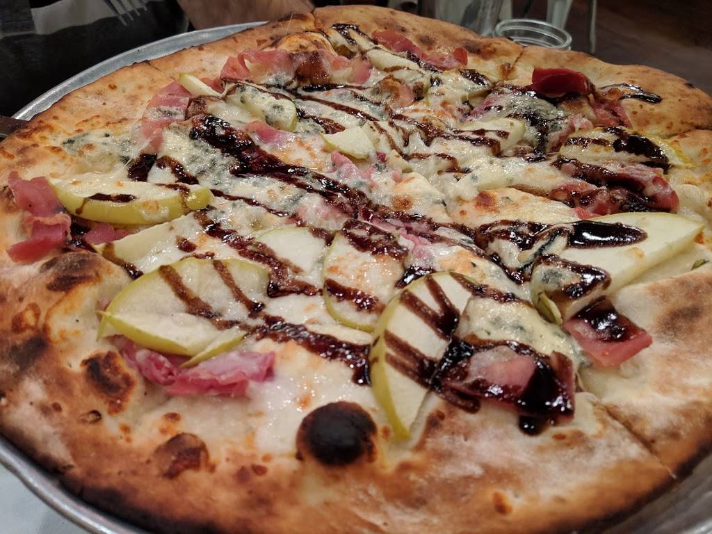 Emberz Wood-Fired Foodz | restaurant | 177 S Washington St, Sonora, CA 95370, USA | 2095322272 OR +1 209-532-2272