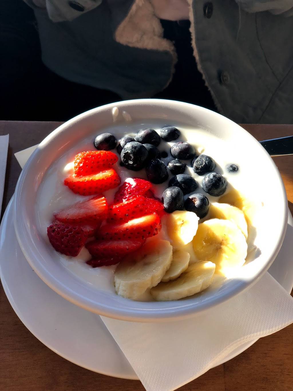 Soup N Burger | restaurant | 1825 Emmons Ave, Brooklyn, NY 11235, USA | 7185136939 OR +1 718-513-6939